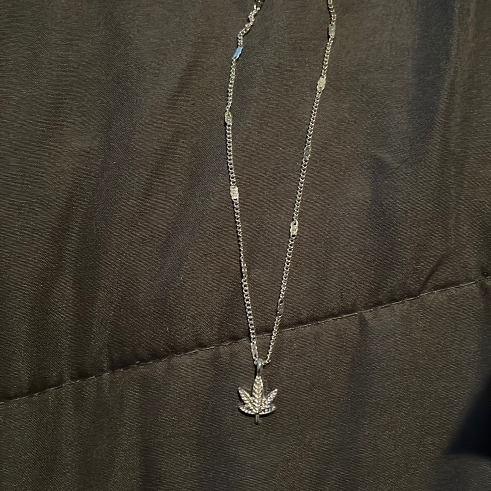 Cute leaf anklet